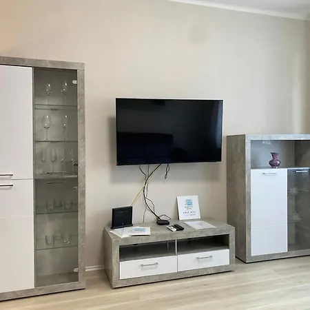 Chipollino Apartment *